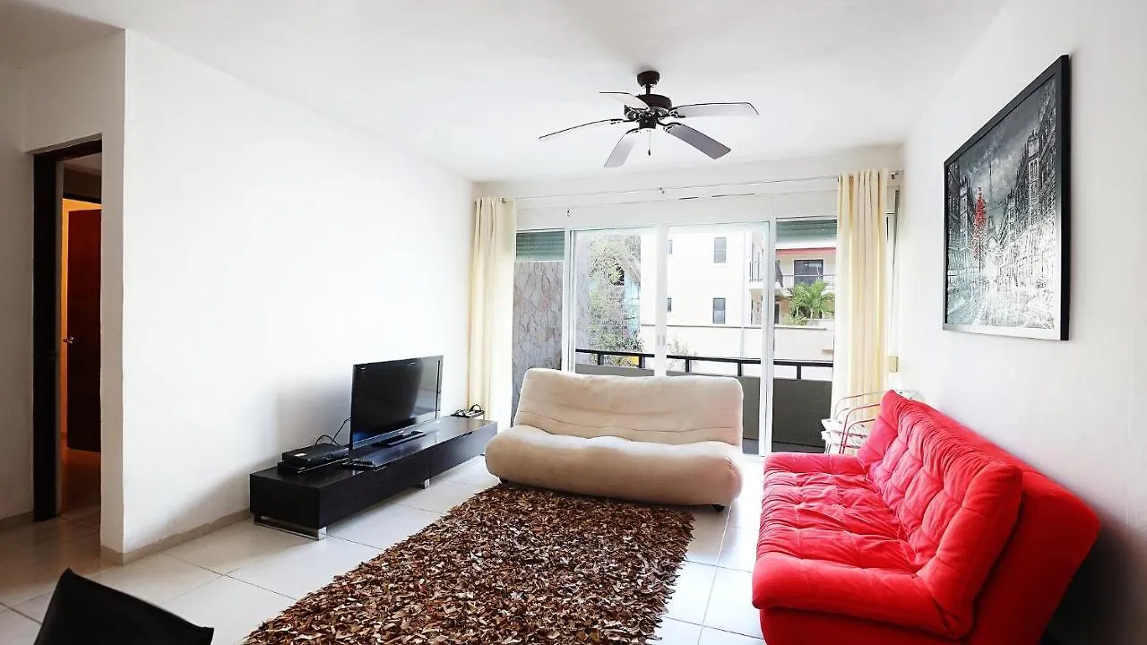 Meridian Downtown Apartments プレヤデルカーメン