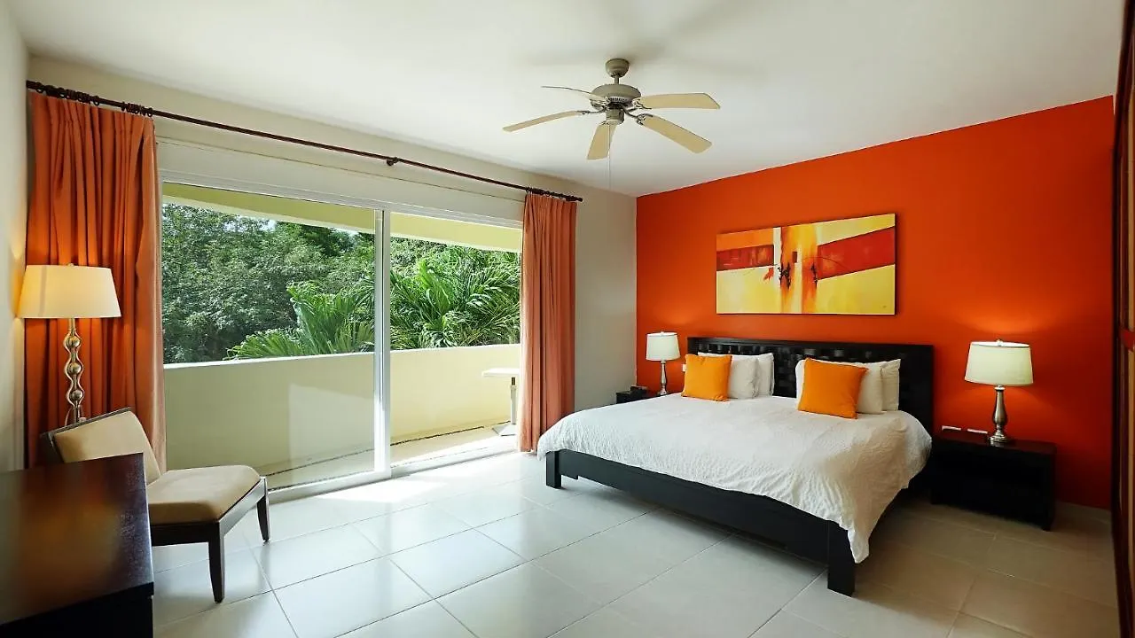 Meridian Downtown Apartments プレヤデルカーメン